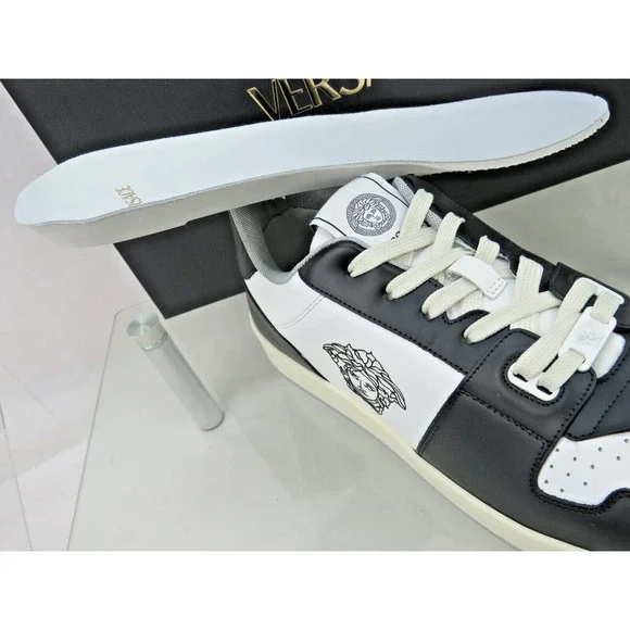 NIB VERSACE BLACK WHITE LEATHER MEDUSA HEAD LOW TOP SNEAKERS US 14 EUR 47 ITALY